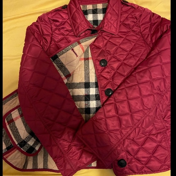 No issue no rips no Damage looks Barn new - Picture 1 of 2